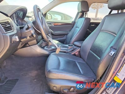 Zdjęcie 7 z 13 samochodu: 2013 BMW X1 XDRIVE28I VIN:WBAVL1C55DVR84231 - miniatura