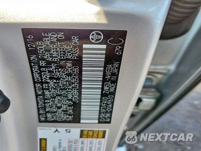 Zdjęcie 12 z 12 samochodu: 2017 TOYOTA PRIUS TWO VIN:JTDKBRFU3H3547680 - miniatura