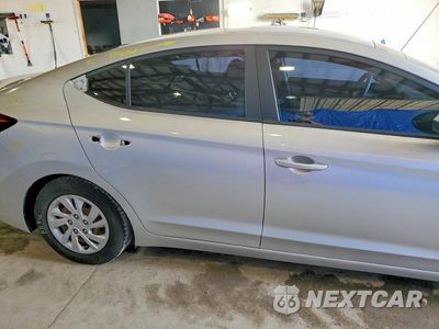 Zdjęcie 10 z 12 samochodu: 2018 HYUNDAI ELANTRA SE VIN:5NPD74LFXJH338224 - miniatura