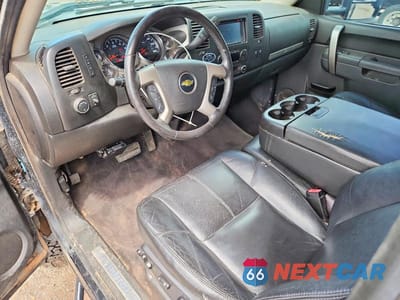 Zdjęcie 8 z 12 samochodu: 2013 CHEVROLET SILVERADO K1500 LT VIN:1GCRKSE7XDZ233405 - miniatura