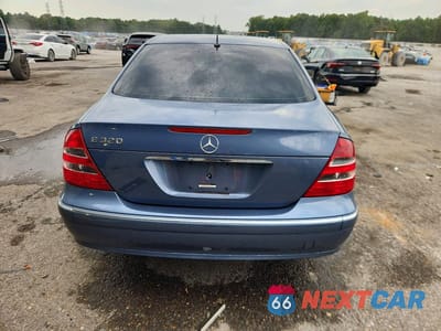 Zdjęcie 6 z 12 samochodu: 2003 MERCEDES-BENZ E 320 VIN:WDBUF65J73A340764 - miniatura