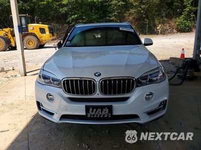 Piąte zdjęcie samochodu w środku: 2017 BMW X5 SDRIVE35I VIN:5UXKR2C54H0U17729 - miniatura