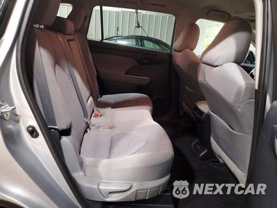 Zdjęcie 11 z 14 samochodu: 2021 TOYOTA HIGHLANDER LE VIN:5TDBZRBH4MS150766 - miniatura