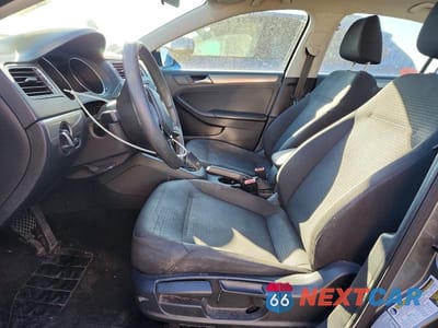 Zdjęcie 7 z 12 samochodu: 2015 VOLKSWAGEN JETTA SE VIN:3VWD17AJ0FM208994 - miniatura