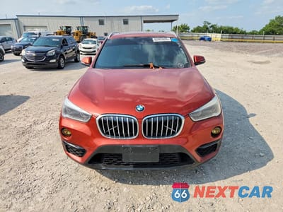 Piąte zdjęcie samochodu w środku: 2018 BMW X1 SDRIVE28I VIN:WBXHU7C3XJ5H45516 - miniatura