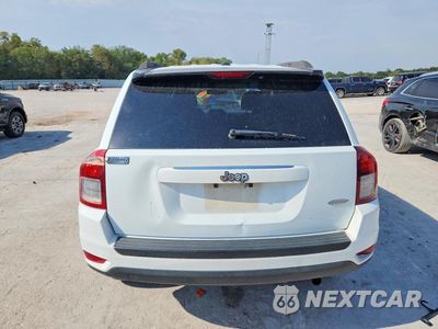 Zdjęcie 6 z 13 samochodu: 2017 JEEP COMPASS LATITUDE VIN:1C4NJCEBXHD163032 - miniatura