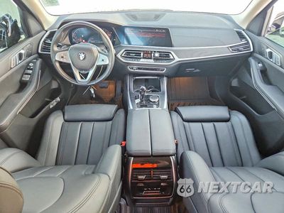 Zdjęcie 8 z 12 samochodu: 2022 BMW X7 XDRIVE40I VIN:5UXCW2C06N9L76402 - miniatura
