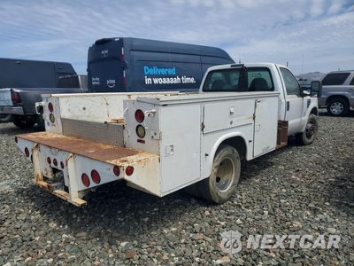 Trzecie zdjęcie samochodu z tyłu: 2008 FORD F350 SUPER DUTY VIN:1FDWF36528EA80148 - miniatura