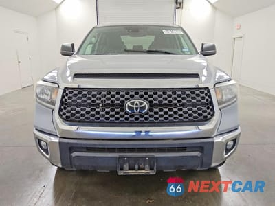 Piąte zdjęcie samochodu w środku: 2020 TOYOTA TUNDRA SR5 VIN:5TFDY5F12LX947916 - miniatura