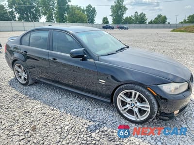 Czwarte zdjęcie samochodu z boku: 2011 BMW 335 XI VIN:WBAPL5C58BA982686 - miniatura