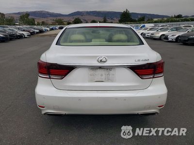 Zdjęcie 6 z 12 samochodu: 2016 LEXUS LS 460 VIN:JTHBL5EF1G5142587 - miniatura