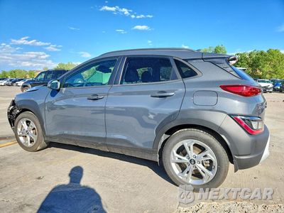 Drugie zdjęcie samochodu z przodu: 2023 HYUNDAI KONA SEL VIN:KM8K6CAB9PU990377 - miniatura