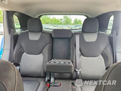 Zdjęcie 10 z 14 samochodu: 2018 JEEP CHEROKEE LATITUDE VIN:1C4PJLCB0JD590267 - miniatura
