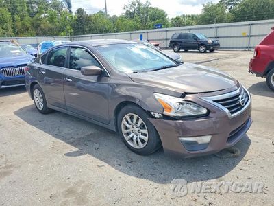 Czwarte zdjęcie samochodu z boku: 2015 NISSAN ALTIMA 2.5 S VIN:1N4AL3AP2FN375334 - miniatura