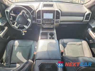 Zdjęcie 8 z 12 samochodu: 2019 FORD F350 SUPER DUTY VIN:1FT8W3DTXKEF46429 - miniatura