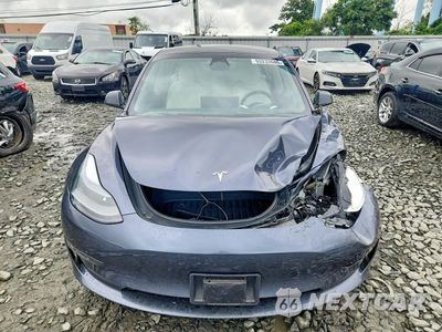 Piąte zdjęcie samochodu w środku: 2023 TESLA MODEL 3 VIN:5YJ3E1EA8PF691960 - miniatura