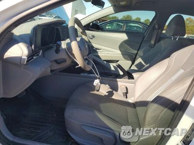 Zdjęcie 7 z 13 samochodu: 2022 HYUNDAI ELANTRA SEL VIN:5NPLM4AG5NH075811 - miniatura