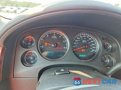 Zdjęcie 9 z 13 samochodu: 2012 CHEVROLET SUBURBAN K1500 LTZ VIN:1GNSKKE78CR248637 - miniatura