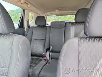 Zdjęcie 10 z 13 samochodu: 2019 NISSAN ROGUE S VIN:KNMAT2MT8KP553971 - miniatura
