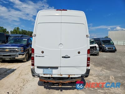 Zdjęcie 6 z 13 samochodu: 2013 MERCEDES-BENZ SPRINTER 3500 DELIVERY VAN VIN:WD3PF1CC9D5754221 - miniatura