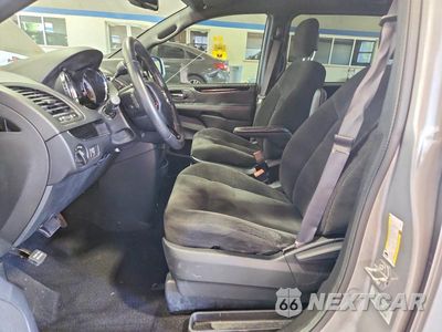 Zdjęcie 7 z 14 samochodu: 2016 DODGE GRAND CARAVAN SE VIN:2C4RDGBG6GR400384 - miniatura