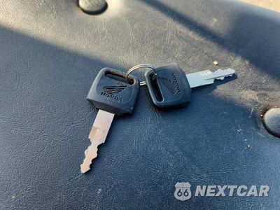 Zdjęcie 8 z 9 samochodu: 2004 HONDA CMX250 C VIN:JH2MC13054K004623 - miniatura