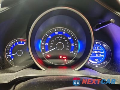 Zdjęcie 9 z 13 samochodu: 2018 HONDA FIT SPORT VIN:3HGGK5G65JM700791 - miniatura