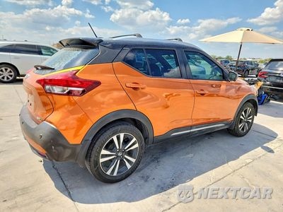 Trzecie zdjęcie samochodu z tyłu: 2020 NISSAN KICKS SR VIN:3N1CP5DVXLL478934 - miniatura