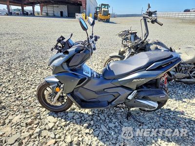 Trzecie zdjęcie samochodu z tyłu: 2025 HONDA ADV160 A VIN:MLHKF5454S5101328 - miniatura