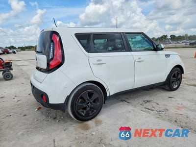 Trzecie zdjęcie samochodu z tyłu: 2019 KIA SOUL BASE VIN:KNDJN2A27K7630075 - miniatura