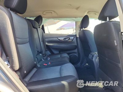 Zdjęcie 11 z 13 samochodu: 2017 NISSAN ROGUE S VIN:JN8AT2MT8HW390340 - miniatura