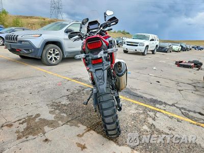 Czwarte zdjęcie samochodu z boku: 2022 HONDA CRF1100 D VIN:JH2SD1000NK200169 - miniatura
