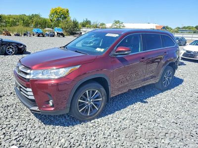 2018 TOYOTA HIGHLANDER XLE 5TDJZRFH4JS870148 - główne zdjęcie licytacji z USA - miniatura