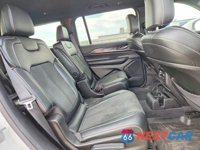 Zdjęcie 11 z 13 samochodu: 2023 JEEP GRAND CHEROKEE L LAREDO VIN:1C4RJKAG7P8738952 - miniatura