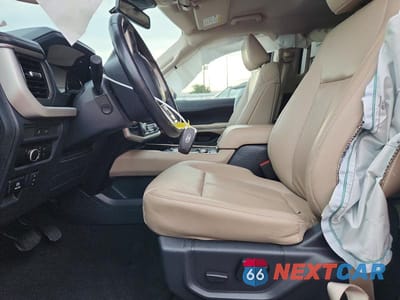 Zdjęcie 7 z 13 samochodu: 2024 FORD EXPEDITION MAX XLT VIN:1FMJK1J81REA12002 - miniatura