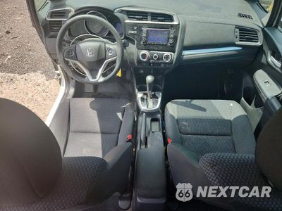 Zdjęcie 8 z 13 samochodu: 2019 HONDA FIT LX VIN:3HGGK5H43KM715787 - miniatura