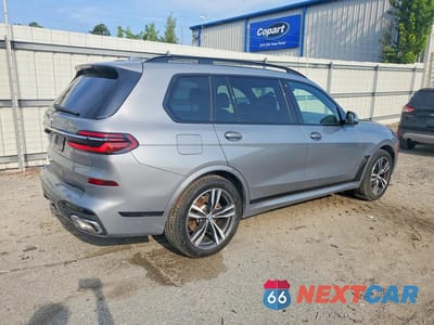 Trzecie zdjęcie samochodu z tyłu: 2023 BMW X7 XDRIVE40I VIN:5UX23EM04P9R40684 - miniatura