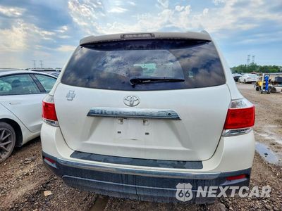 Zdjęcie 6 z 12 samochodu: 2012 TOYOTA HIGHLANDER SE VIN:5TDZK3EHXCS084217 - miniatura