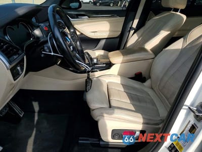Zdjęcie 7 z 13 samochodu: 2019 BMW X3 XDRIVEM40I VIN:5UXTS3C54K0Z06315 - miniatura