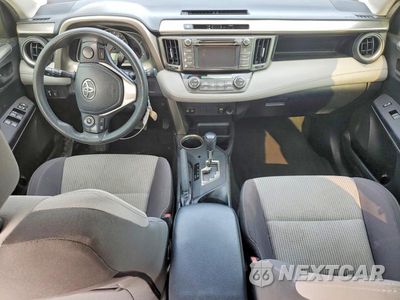Zdjęcie 8 z 12 samochodu: 2013 TOYOTA RAV4 XLE VIN:JTMWFREV6D5014852 - miniatura