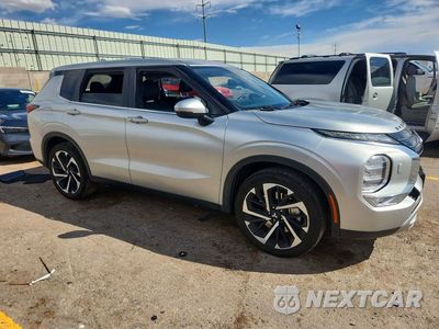 Czwarte zdjęcie samochodu z boku: 2023 MITSUBISHI OUTLANDER SE VIN:JA4J4UA86PZ039387 - miniatura