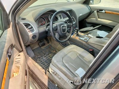 Zdjęcie 8 z 13 samochodu: 2007 AUDI Q7 4.2 QUATTRO PREMIUM VIN:WA1BV74L37D061332 - miniatura