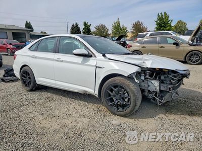 Czwarte zdjęcie samochodu z boku: 2019 VOLKSWAGEN JETTA SEL PREMIUM VIN:3VWG57BU1KM064151 - miniatura