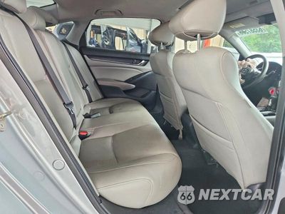 Zdjęcie 10 z 12 samochodu: 2019 HONDA ACCORD EX VIN:1HGCV1F42KA105961 - miniatura