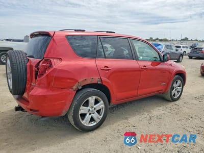 Trzecie zdjęcie samochodu z tyłu: 2006 TOYOTA RAV4 SPORT VIN:JTMBK32V065000069 - miniatura