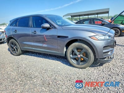 Czwarte zdjęcie samochodu z boku: 2018 JAGUAR F-PACE PREMIUM VIN:SADCJ2FX1JA255329 - miniatura