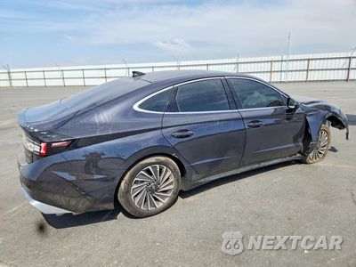 Trzecie zdjęcie samochodu z tyłu: 2026 HYUNDAI SONATA HYBRID LIMITED VIN:KMHL54JJXTA138975 - miniatura
