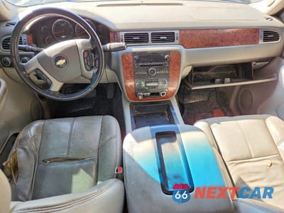 Zdjęcie 8 z 12 samochodu: 2007 CHEVROLET SILVERADO K3500 VIN:1GCJK33637F556018 - miniatura