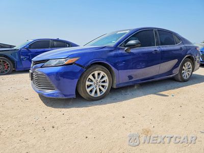 2018 TOYOTA CAMRY LE 4T1B11HK6JU598991 - główne zdjęcie licytacji z USA - miniatura
