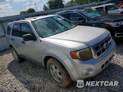 Czwarte zdjęcie samochodu z boku: 2010 FORD ESCAPE XLT VIN:1FMCU9DG6AKC06468 - miniatura
